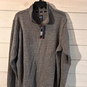 GAP Men's Charcoal Zip-Up Sweater.NWT